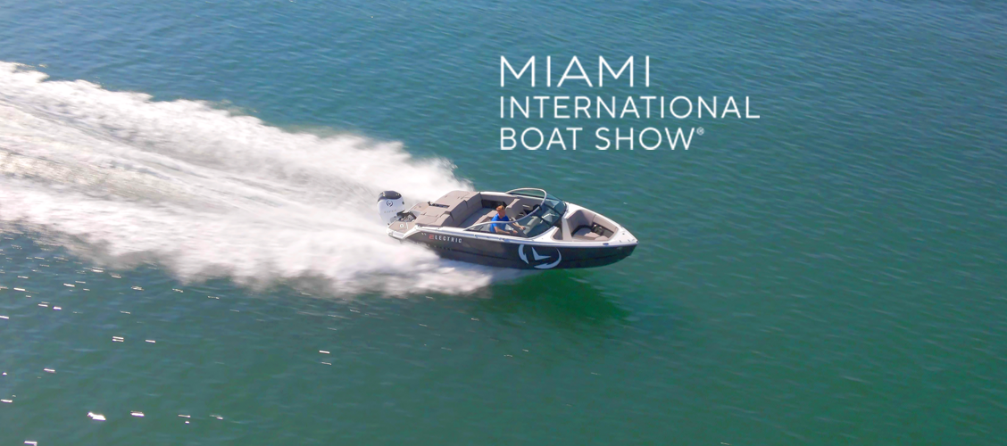 The H2e Electric Bowrider at the Miami International Boat Show